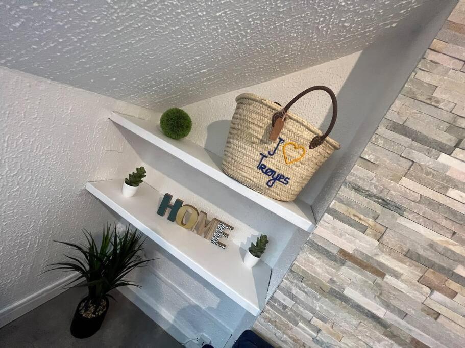 Appartement « My Love » Sainte-Savine Exteriör bild