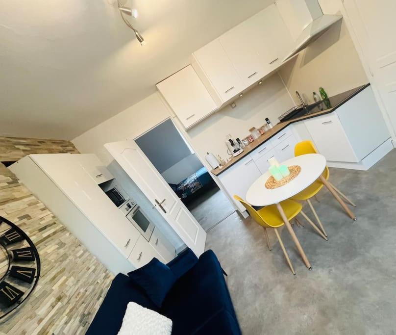 Appartement « My Love » Sainte-Savine Exteriör bild